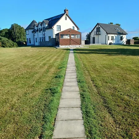 Tower House * Carrick-on-Suir